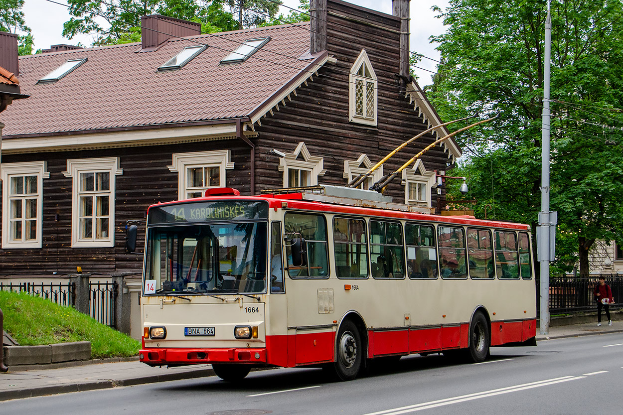 Вильнюс, Škoda 14Tr17/6M № 1664