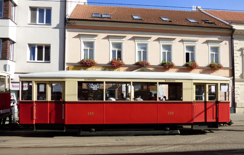 Bratislava, SGP-DPMB 2-axle trailer car č. 135; Bratislava — 125 rokov MHD