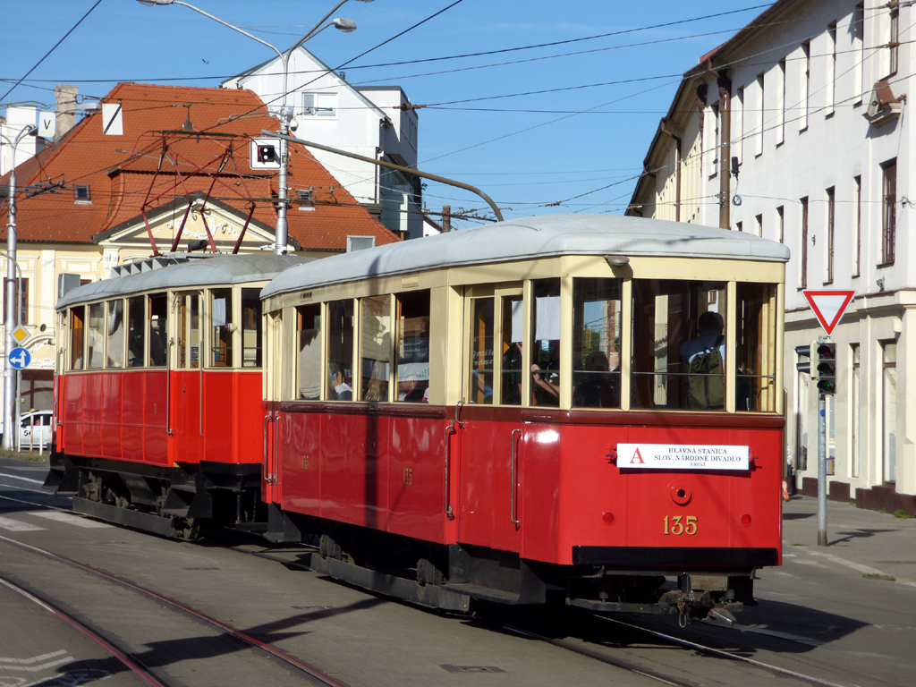 Bratislava, SGP-DPMB 2-axle trailer car č. 135; Bratislava — 125 rokov MHD