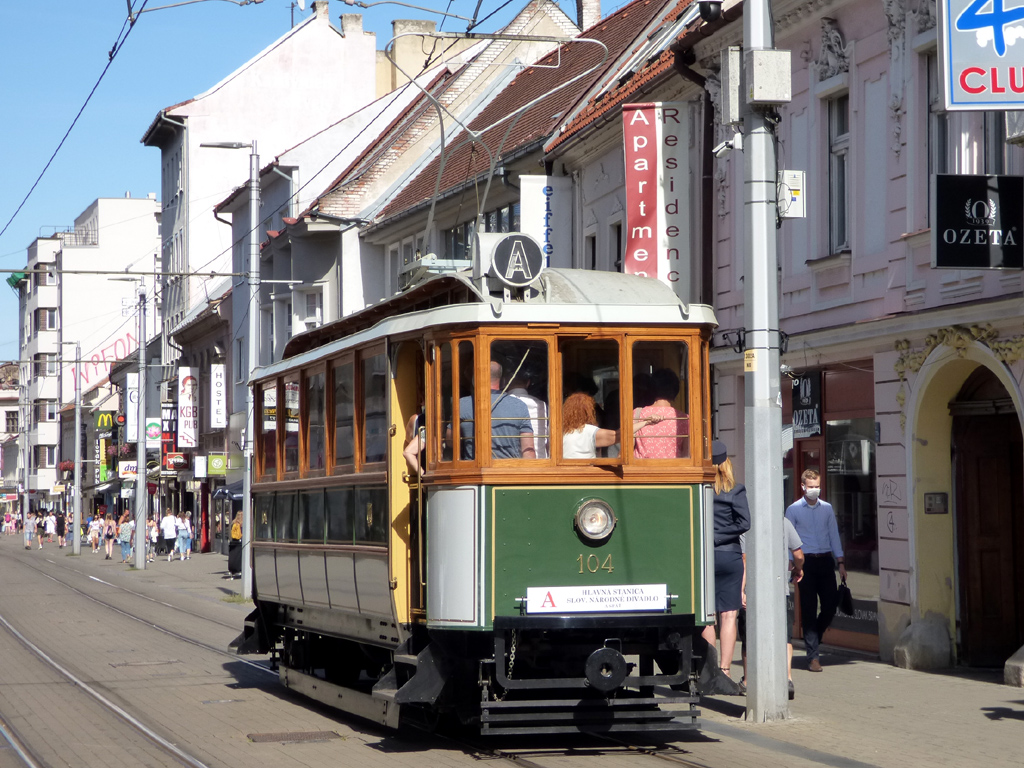 Bratislava, Ganz II. Typ I. Serie Triebwagen č. 104; Bratislava — 125 rokov MHD