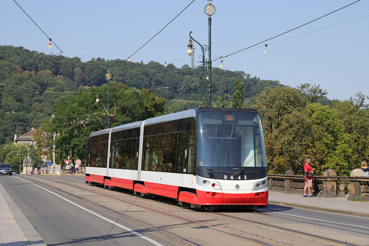 Прага, Škoda 15T7 ForCity Alfa Praha № 9443