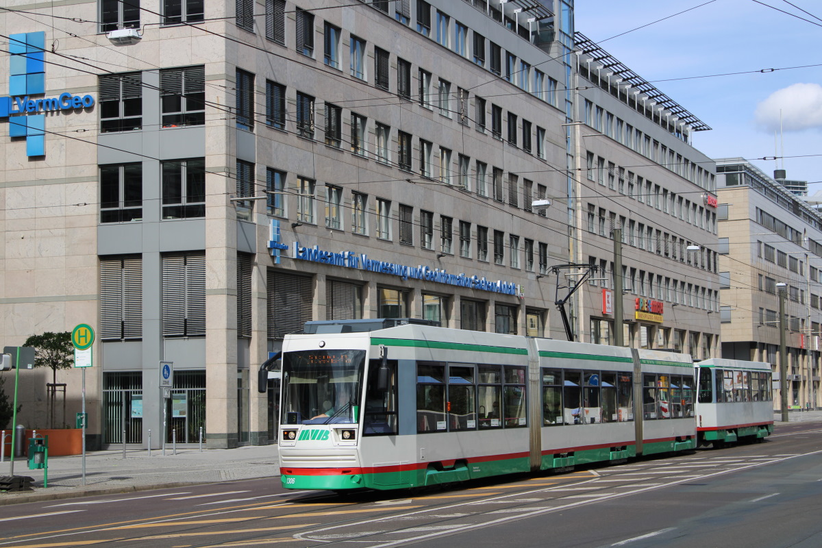 Magdeburg, LHB NGT8D č. 1306