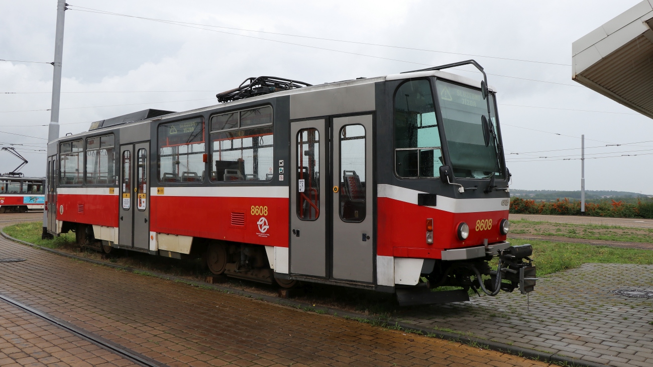 Прага, Tatra T6A5 № 8608