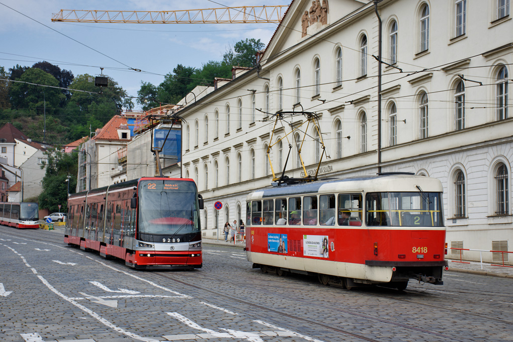 Прага, Tatra T3R.P № 8418; Прага, Škoda 15T3 ForCity Alfa Praha № 9289