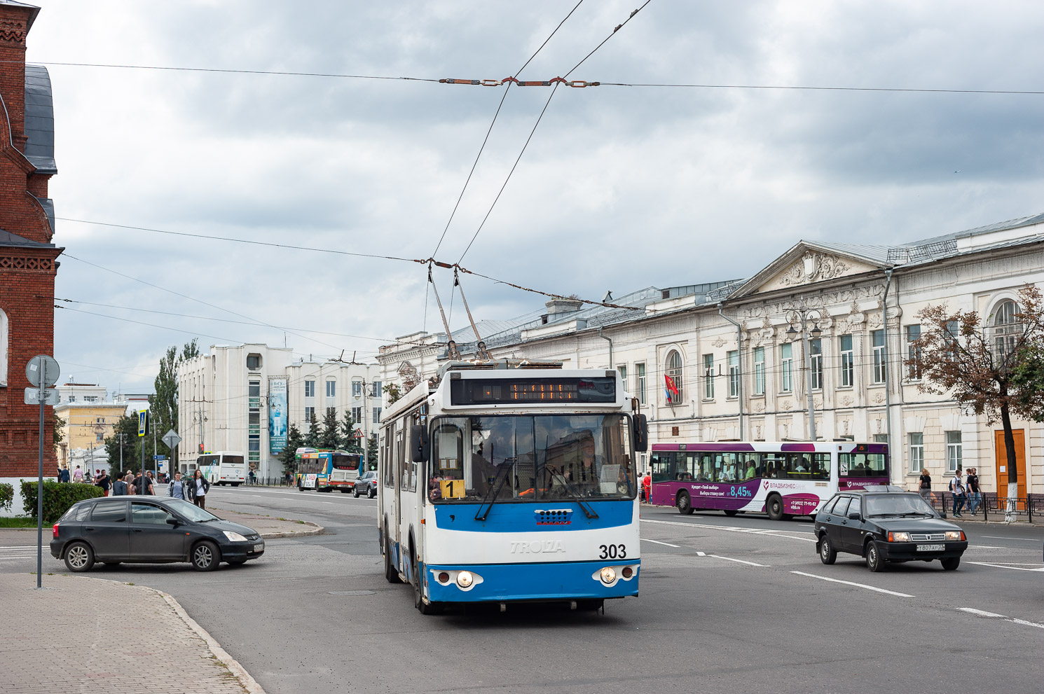 Владимир, ЗиУ-682Г-016.04 № 303