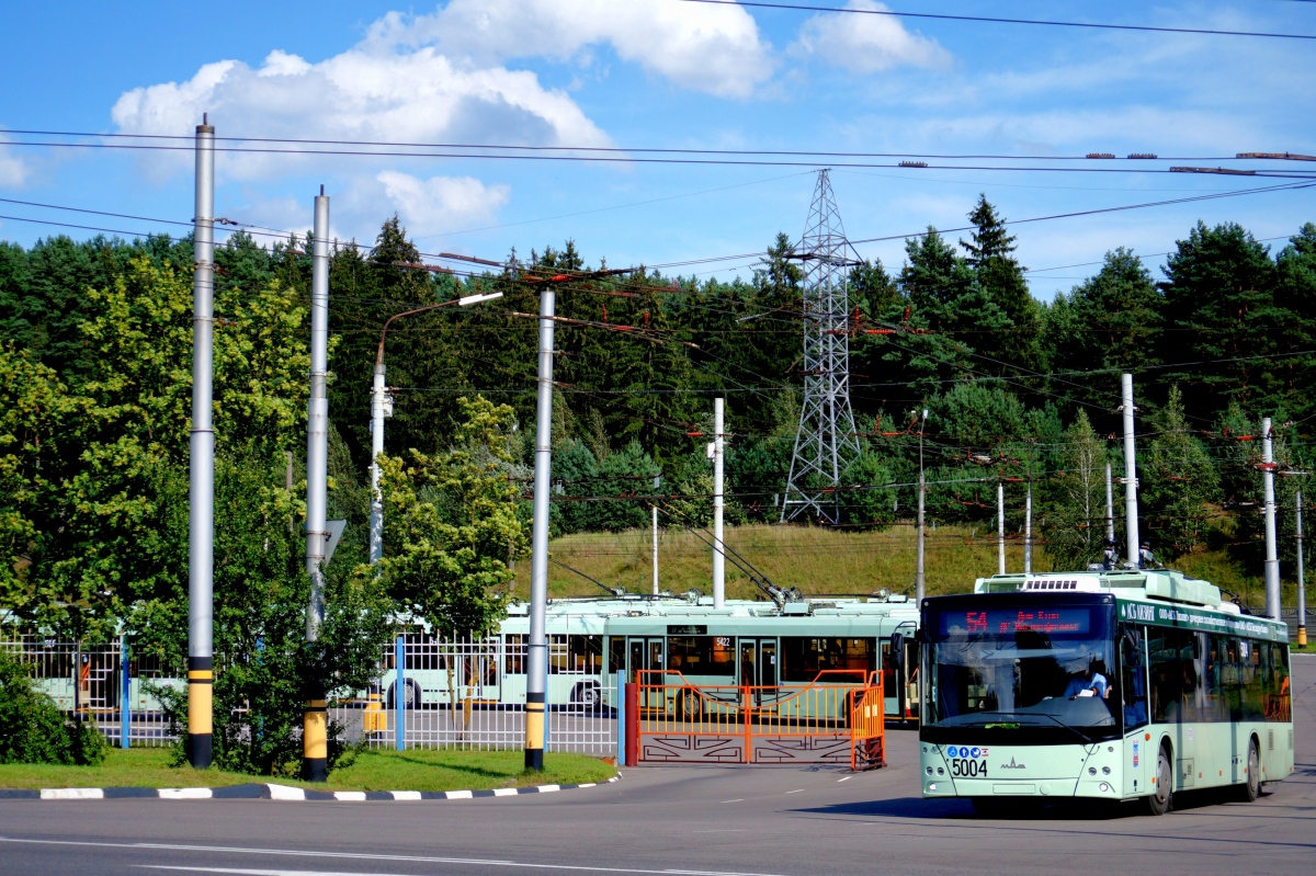 Minsk, MAZ-203T70 č. 5004