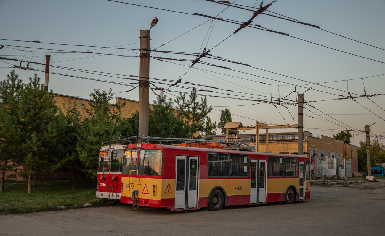 Саратов, ЗиУ-682Г-016  [Г0М] № 2209