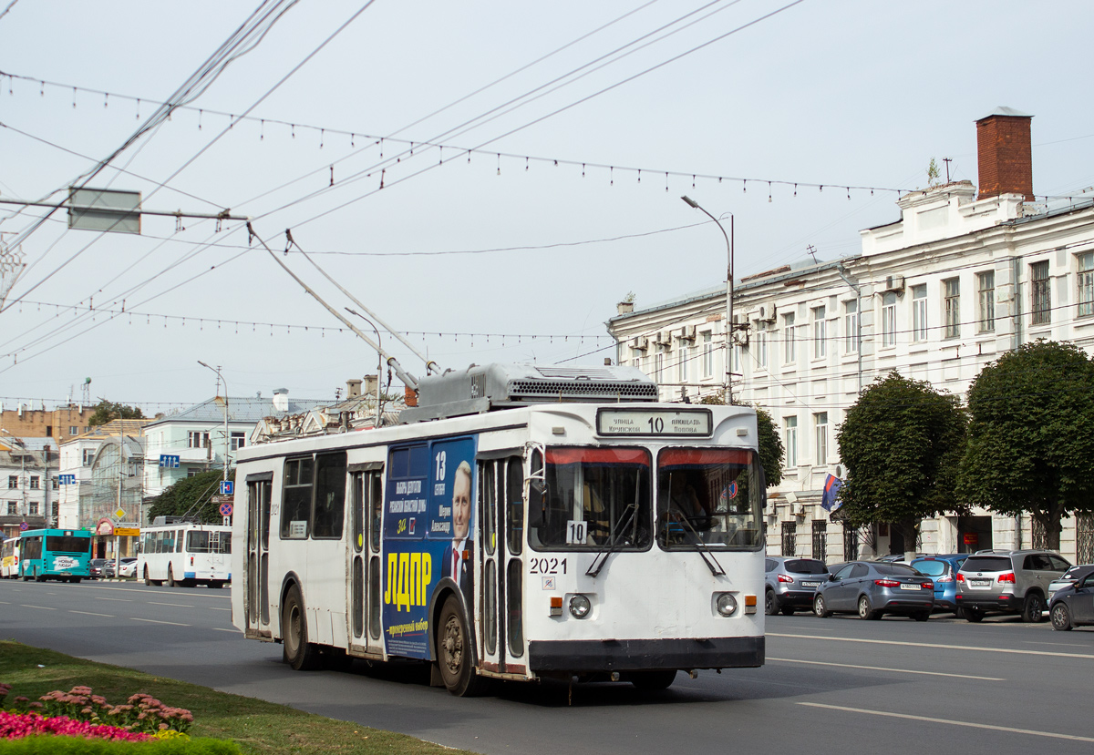 Рязань, ЗиУ-682ГМ1 (с широкой передней дверью) № 2021