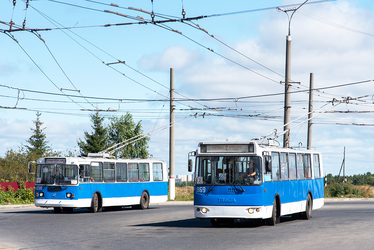 Чебоксары, ЗиУ-682Г-012 [Г0А] № 698; Чебоксары, ЗиУ-682Г-016 (018) № 869