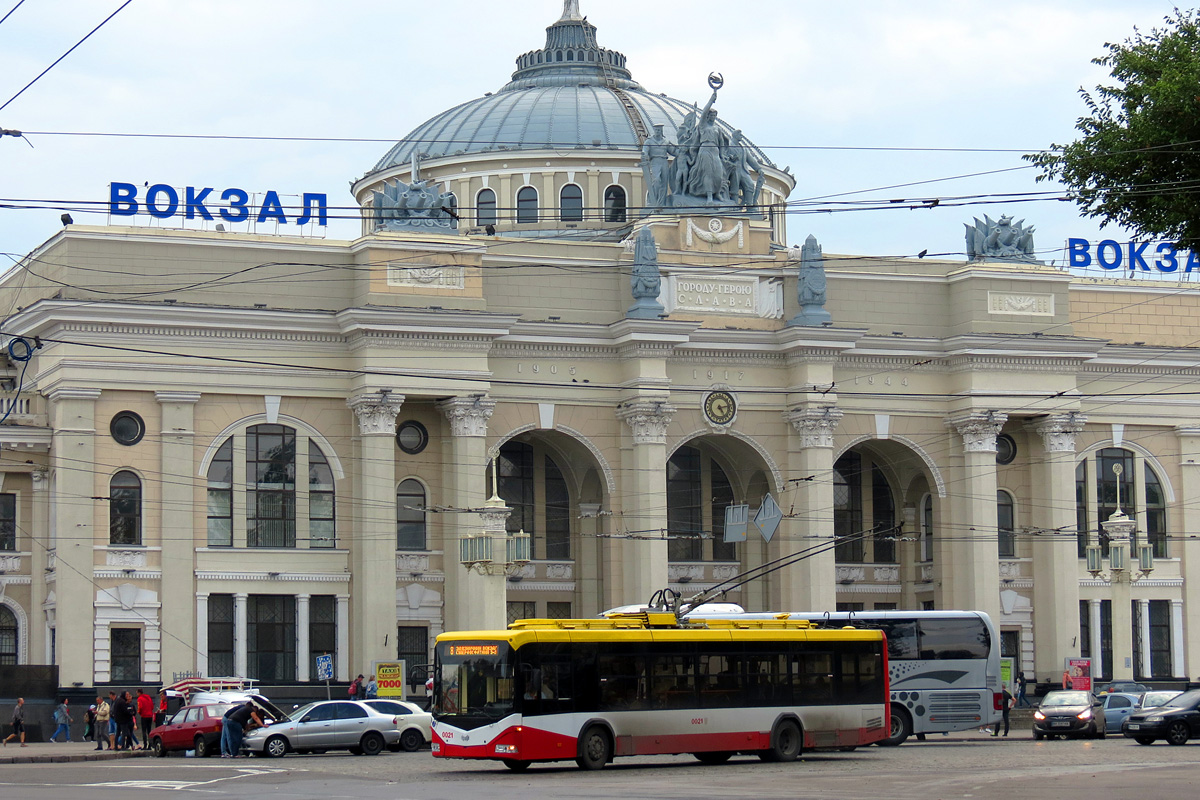 Одесса, БКМ 321 № 0021