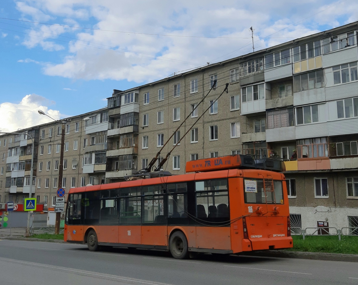 Березники, Тролза-5265.00 «Мегаполис» № 186