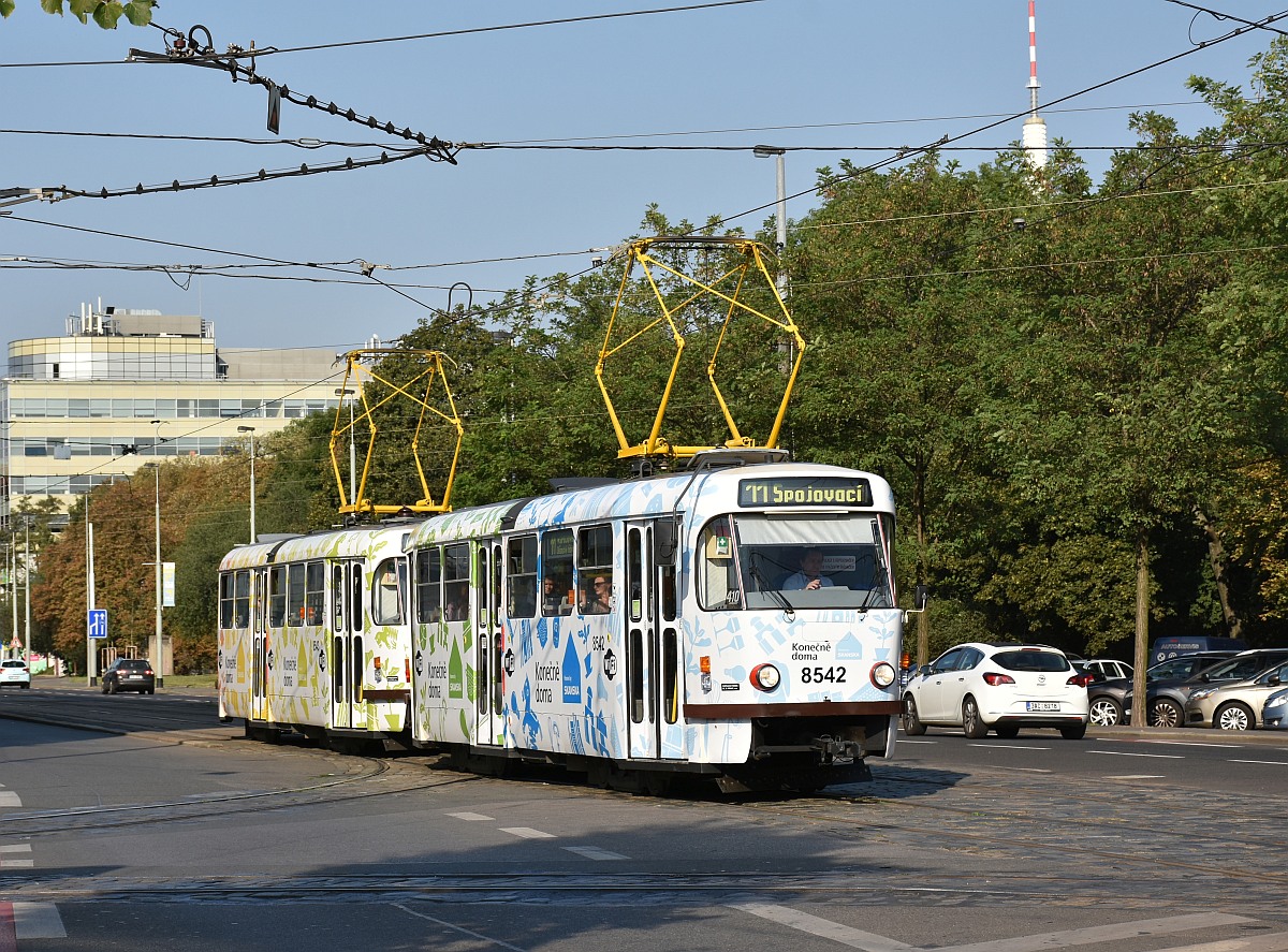 Praha, Tatra T3R.P № 8542