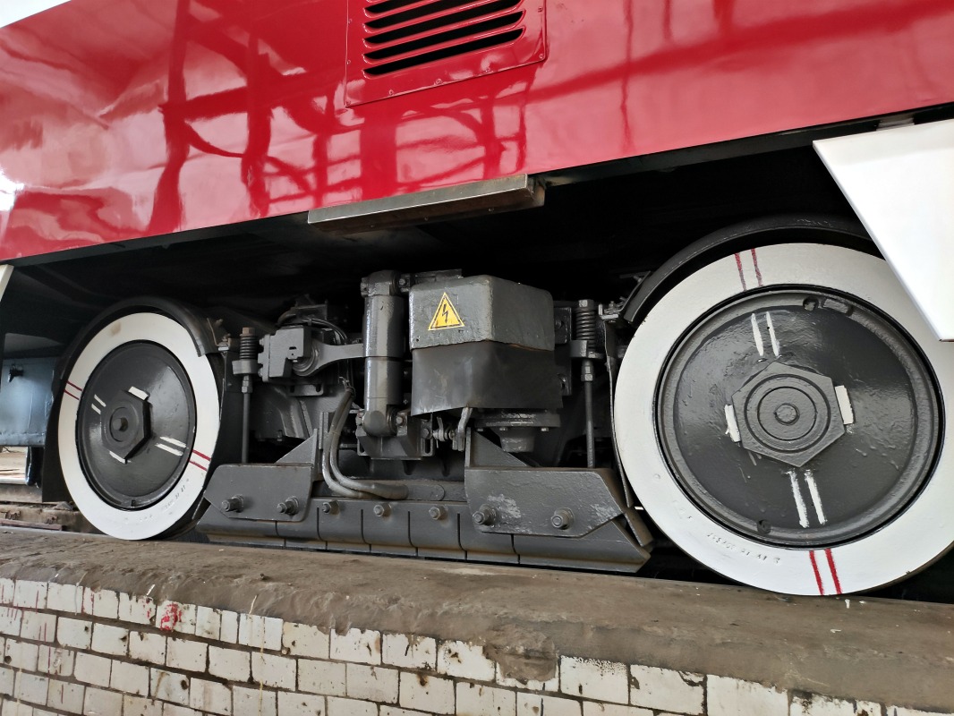 Каменское, Tatra T6A5 № 2023; Каменское — Прибытие и разгрузка новых вагонов