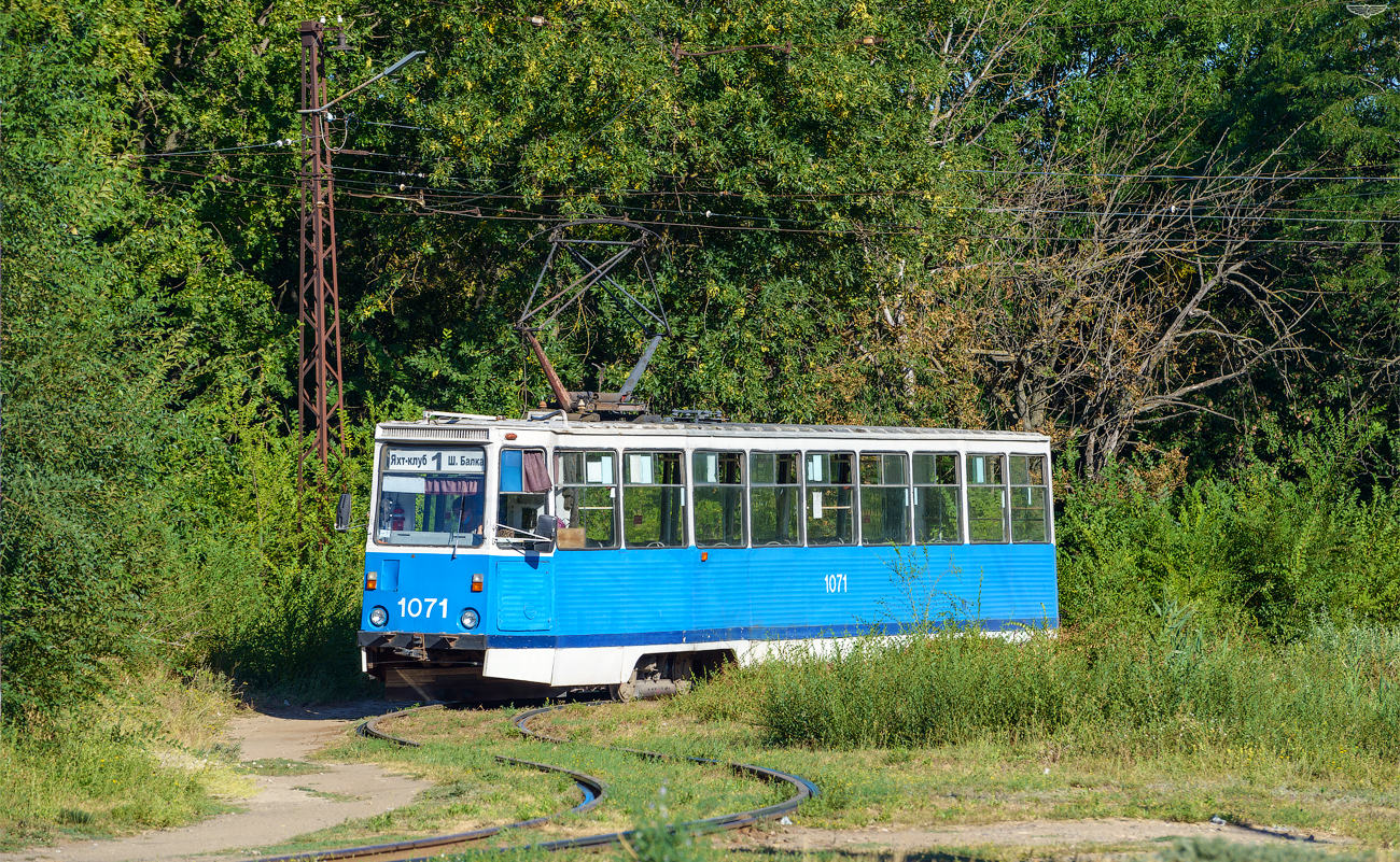 Николаев, 71-605 (КТМ-5М3) № 1071