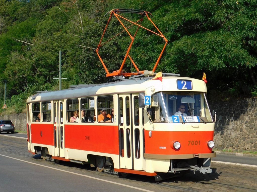 Прага, Tatra T3SU № 7001