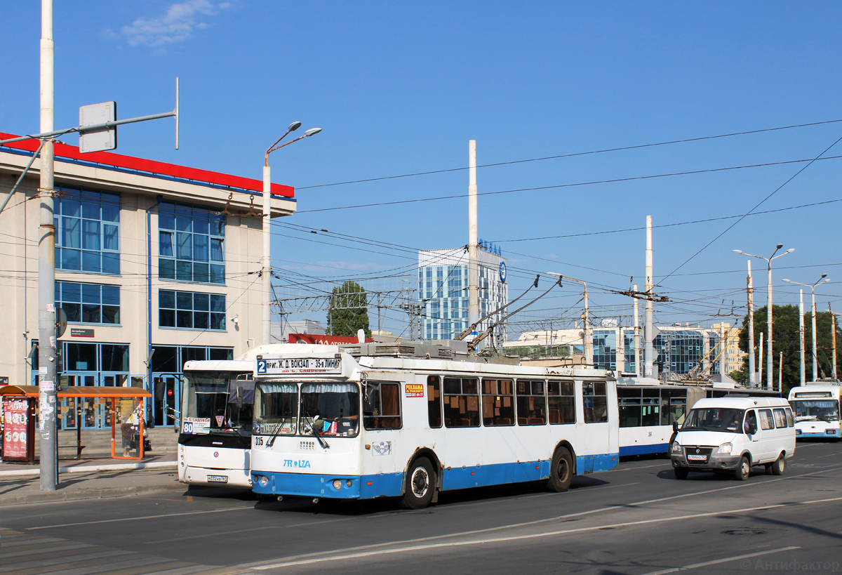 Ростов-на-Дону, ЗиУ-682Г-016.02 (с широкой 1-й дверью) № 315