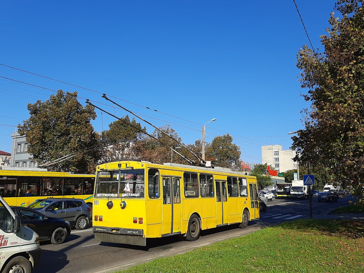 Львов, Škoda 14Tr89/6 № 555