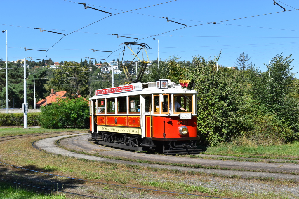 Прага, Ringhoffer DSM № 351