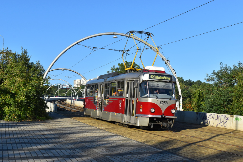 Prague, Tatra T3R.PLF № 8258