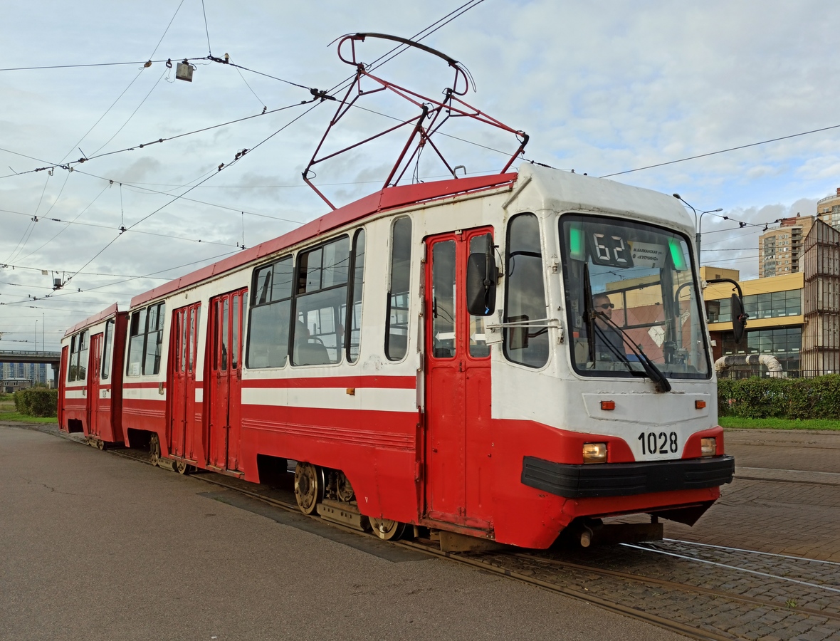 Санкт-Петербург, 71-147К (ЛВС-97К) № 1028