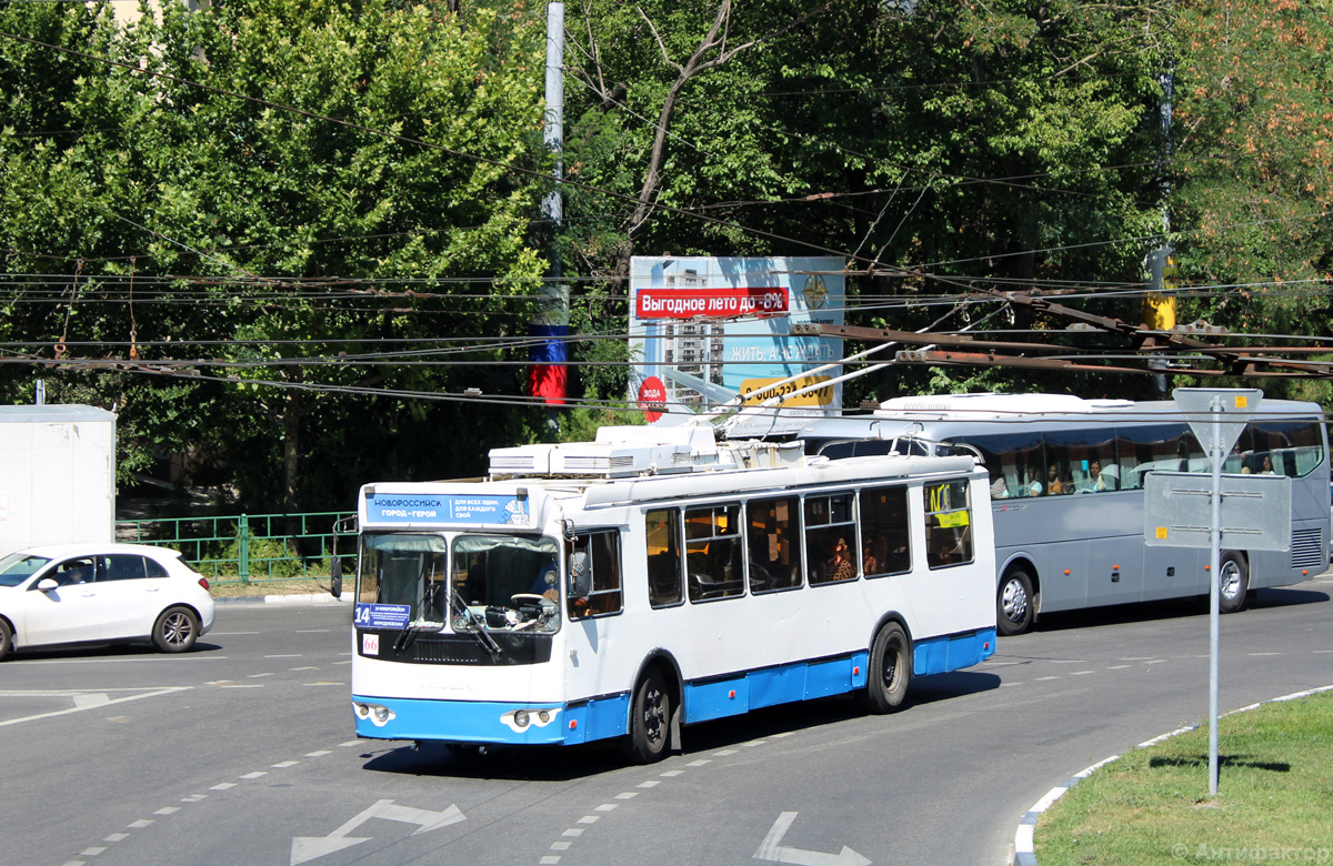 Новороссийск, ЗиУ-682Г-016.04 № 66