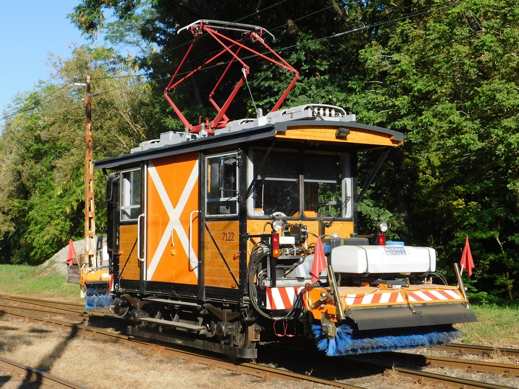 Budapest, Snow removal car — 7122