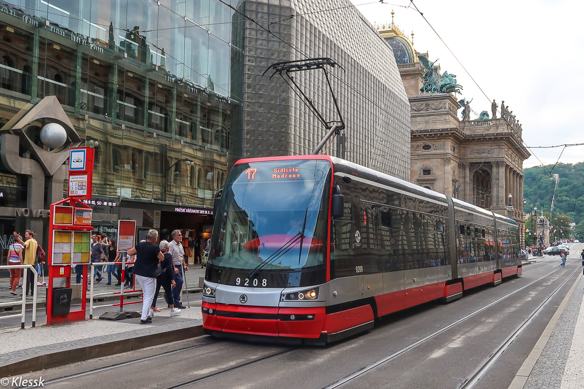 Прага, Škoda 15T1 ForCity Alfa Praha № 9208