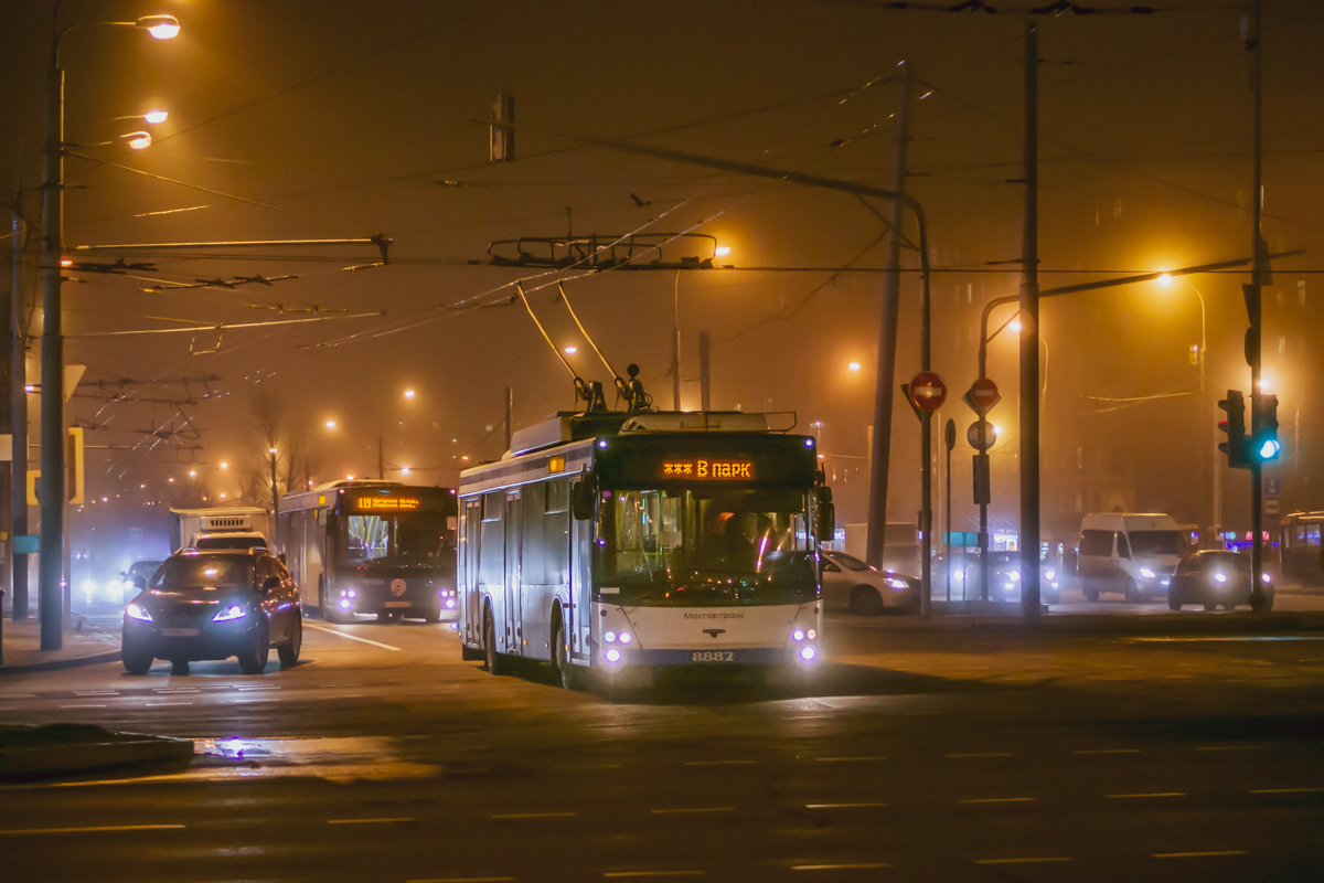 Москва, СВАРЗ-МАЗ-6235.00 № 8882