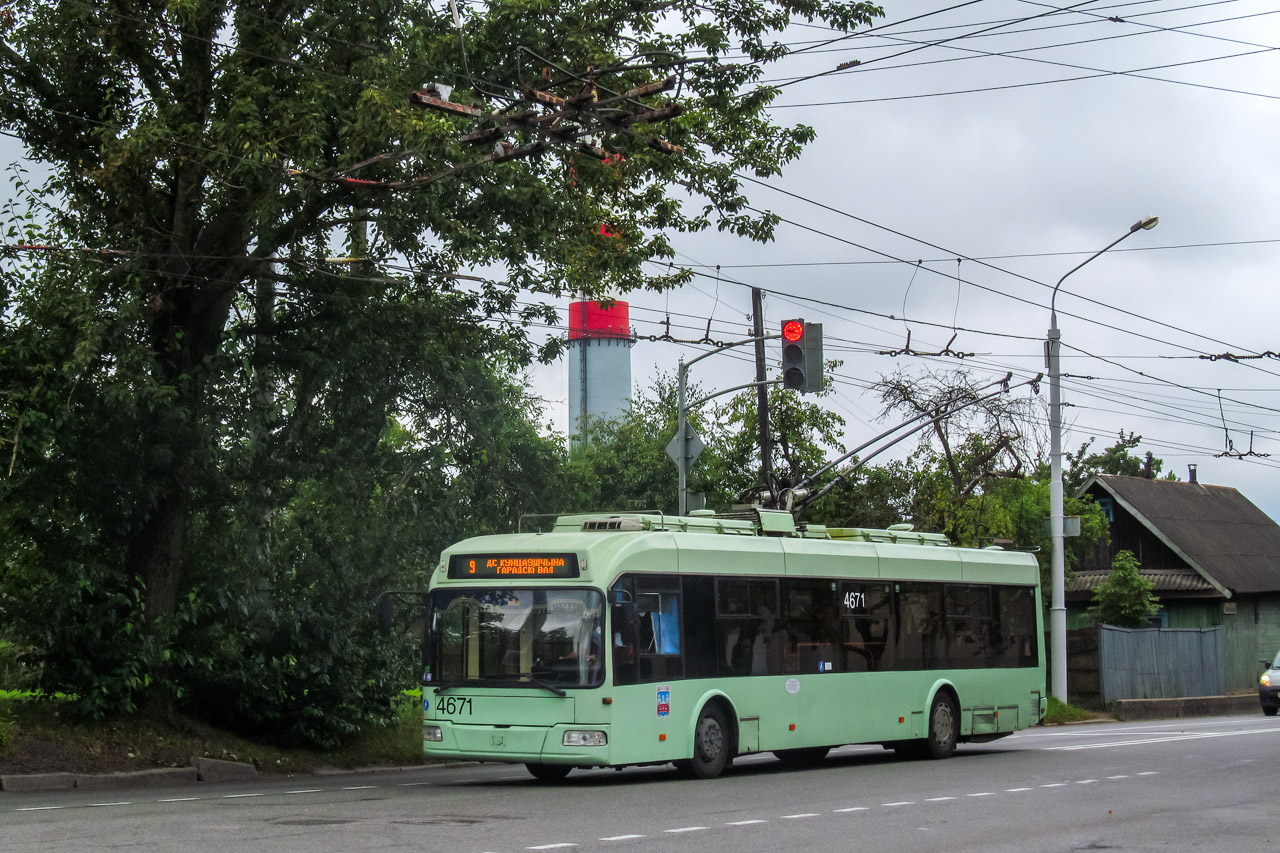 Минск, БКМ 321 № 4671