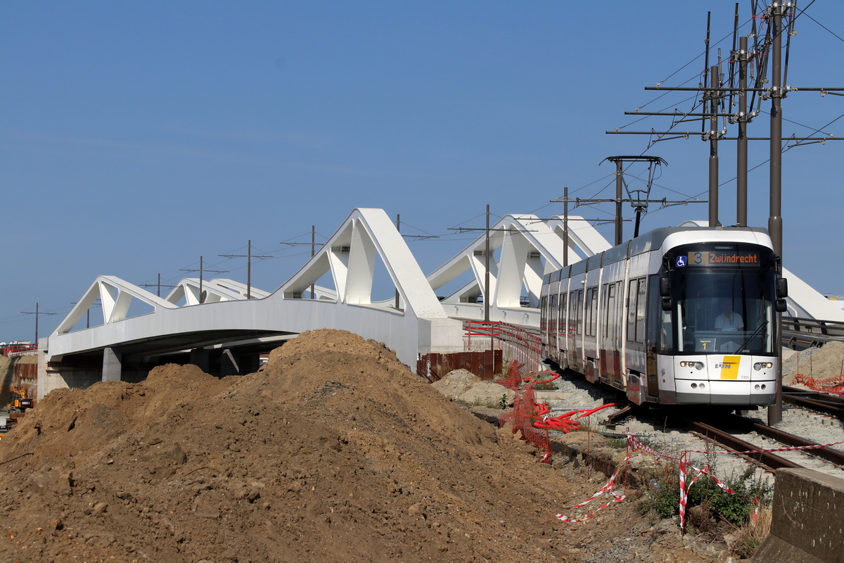 Антверпен, Bombardier Flexity 2 № 7351