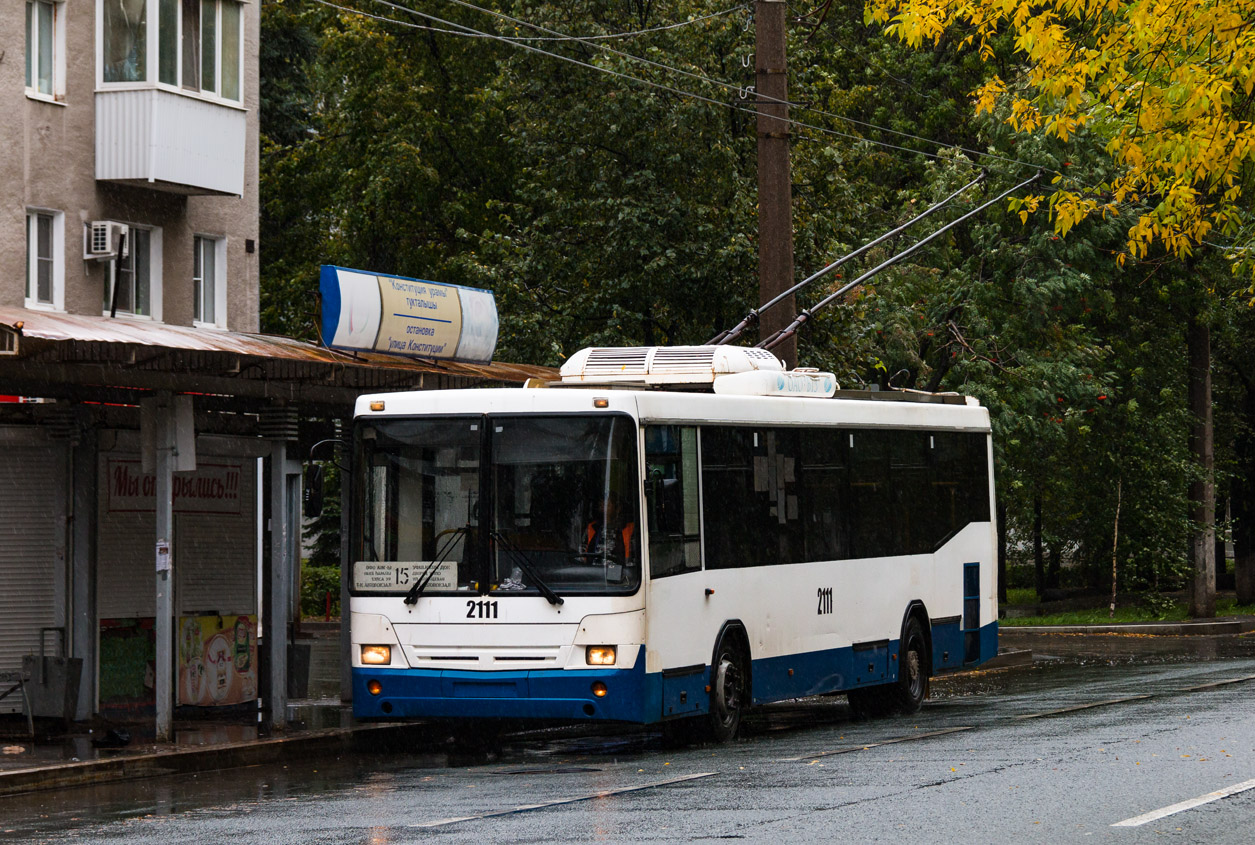 Ufa, NefAZ-BTZ 52765R Nr. 2111