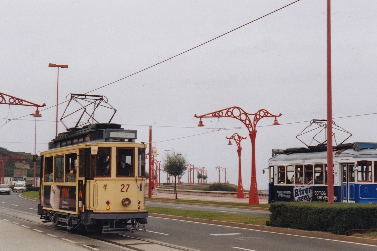 Ла-Корунья, Двухосный моторный вагон № 27