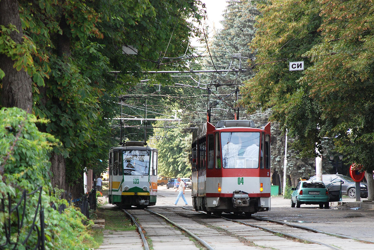 П'ятигорськ, Tatra KT4SU № 133; П'ятигорськ, Tatra KT4D № 04 П'ятигорськ, Tatra KT4SU № 133; П'ятигорськ, Tatra KT4D № 04