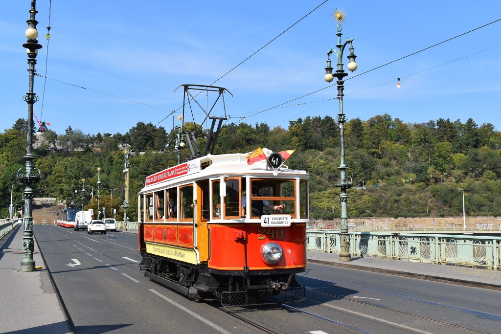 Prága, Ringhoffer DSM — 240 Prága, Ringhoffer DSM — 240