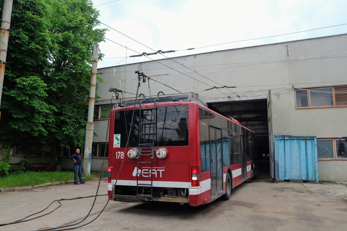Ивано-Франковск, ЛАЗ E183D1 № 178