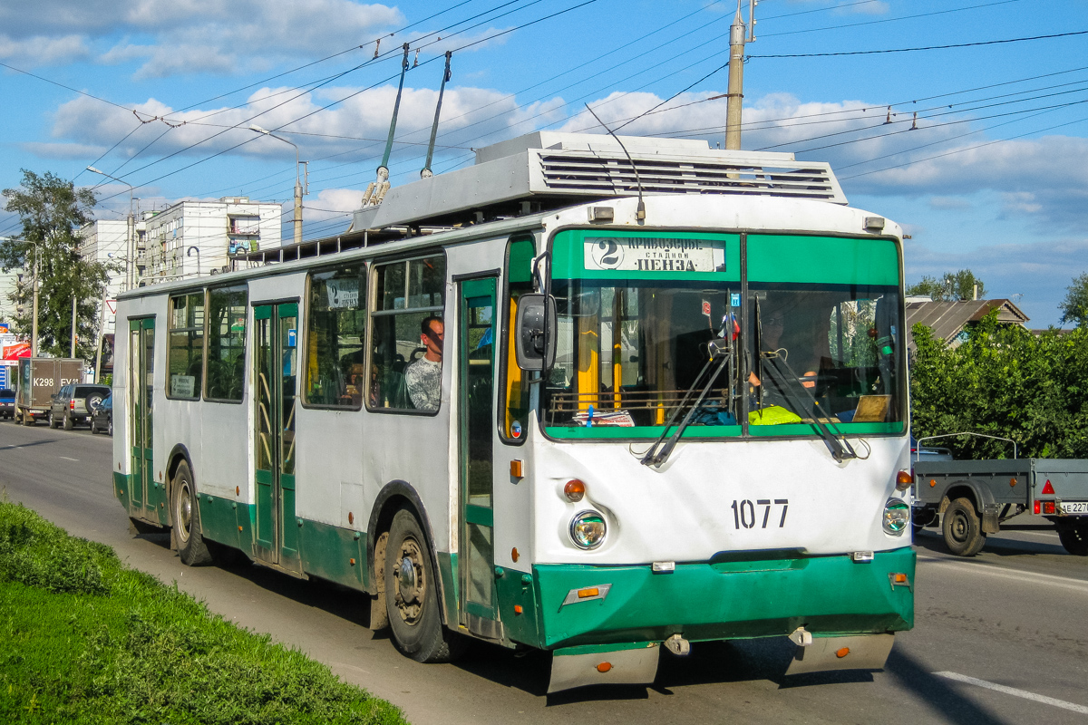Пенза, ВЗТМ-5284 № 1077