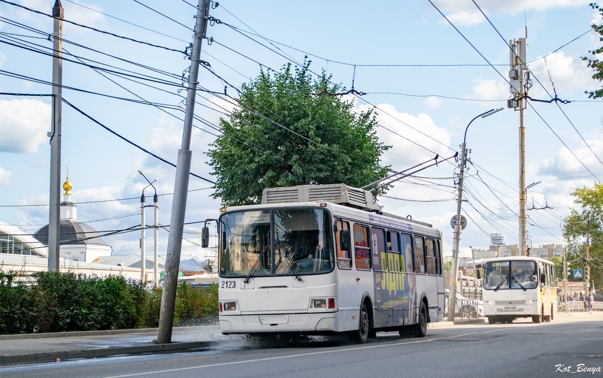 Рязань, ЛиАЗ-5280 № 2123