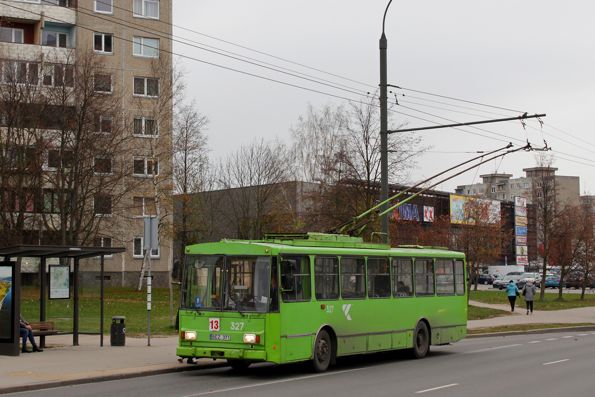 Каунас, Škoda 14Tr № 327