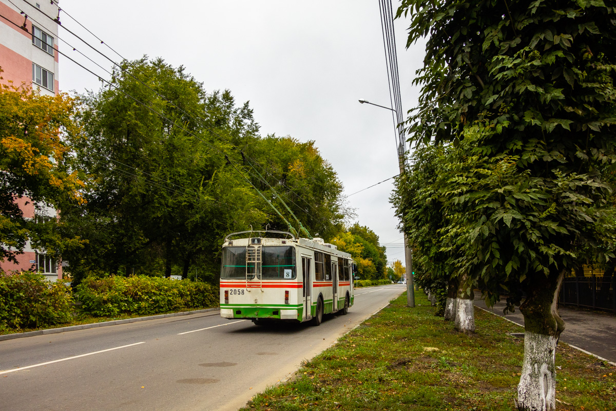 Penza, ZiU-682G-016.02 # 2058