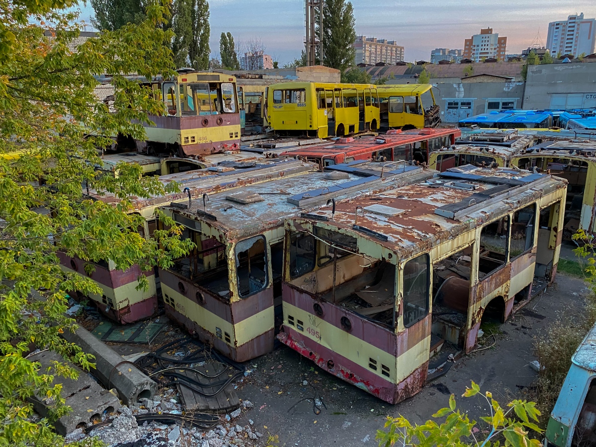 Киев, Škoda 15Tr03/6 № 486; Киев, Škoda 15Tr02/6 № 468; Киев, Škoda 15Tr03/6 № 495