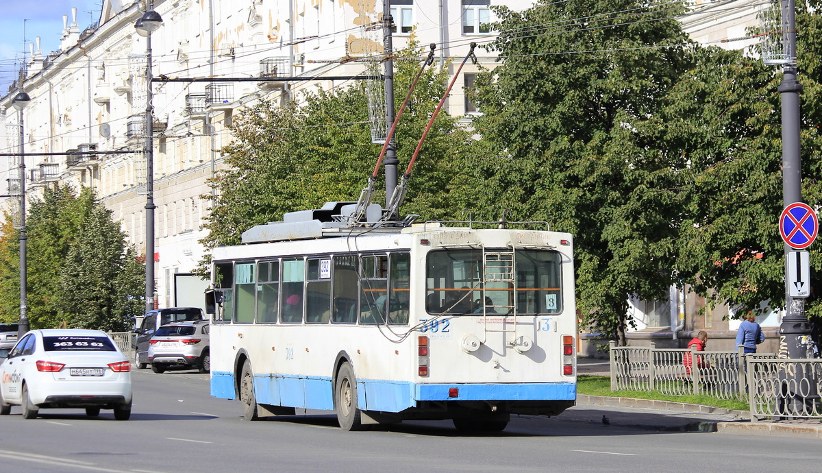 Yekaterinburg, VMZ-5298.00 (VMZ-375) č. 392 Yekaterinburg, VMZ-5298.00 (VMZ-375) č. 392