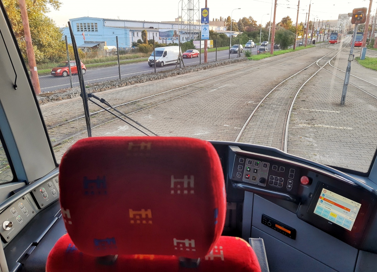 Братислава, Škoda 30T ForCity Plus № 7528