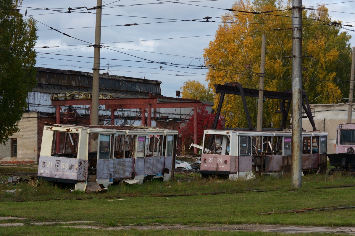 Новосибирск, 71-605А № 2153; Новосибирск, 71-605 (КТМ-5М3) № 2124