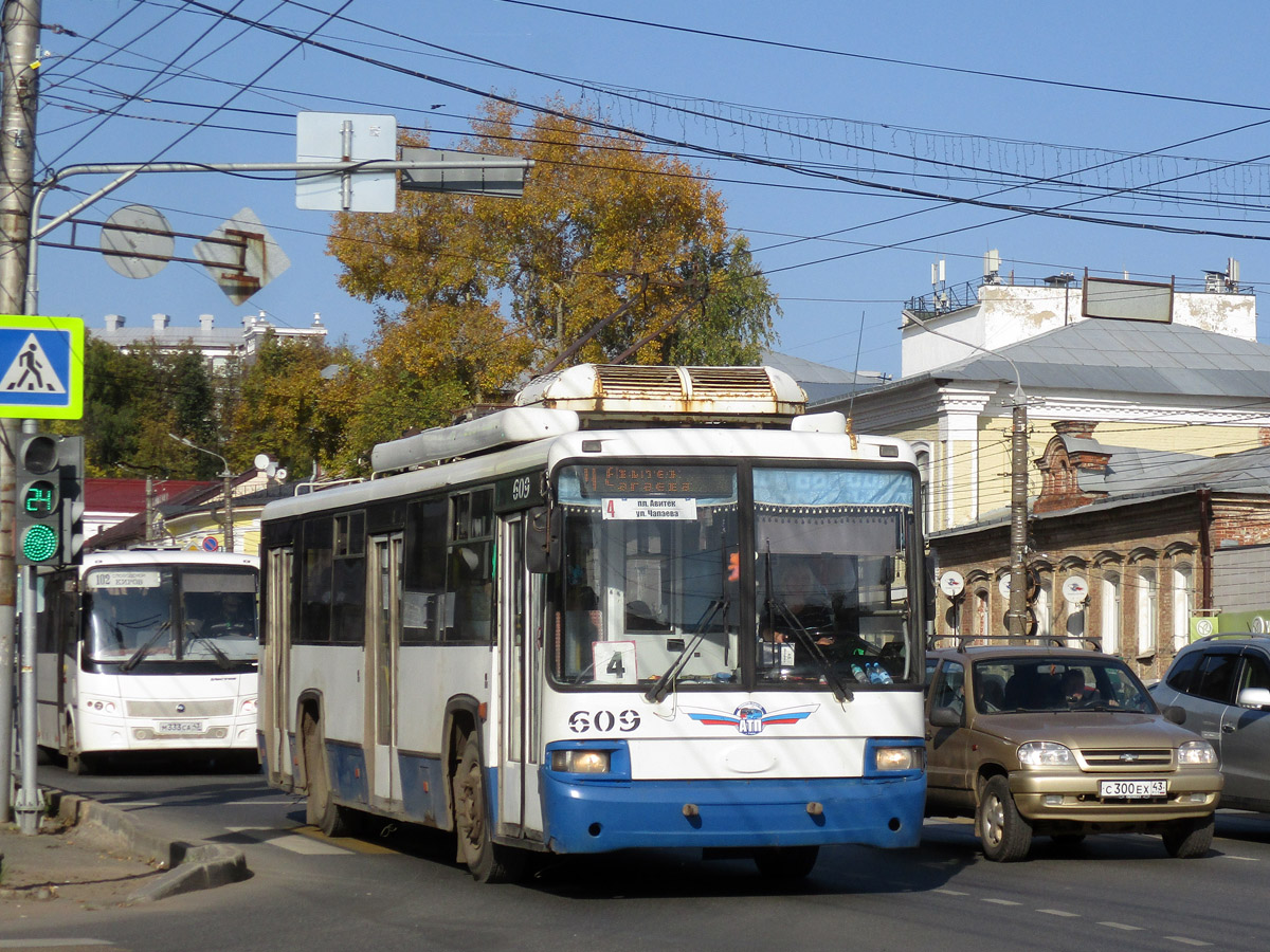 Киров, БТЗ-52768А № 609