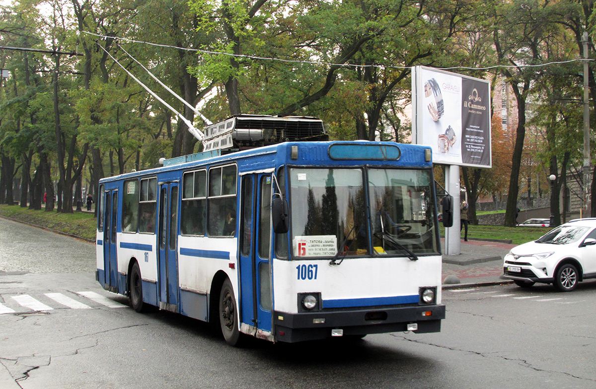 Днепр, ЮМЗ Т1Р (Т2П) № 1067