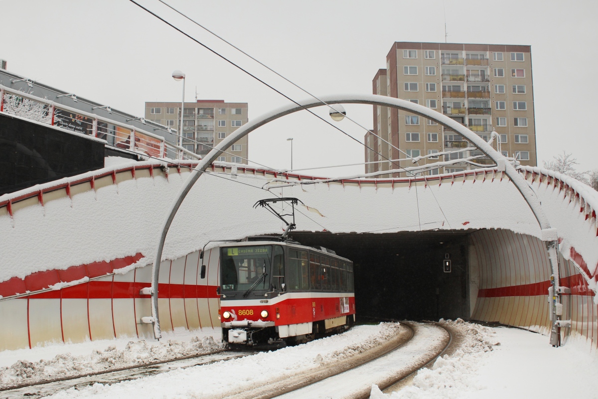 Прага, Tatra T6A5 № 8608