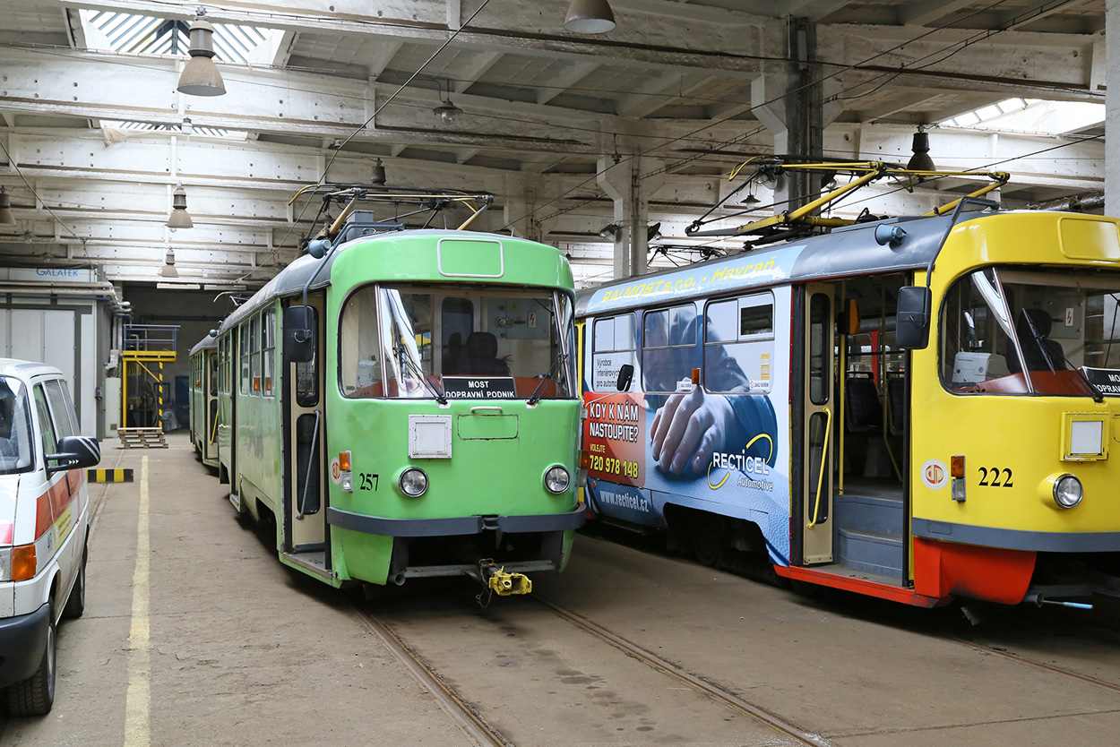 Мост ― Литвинов, Tatra T3M.3 № 257