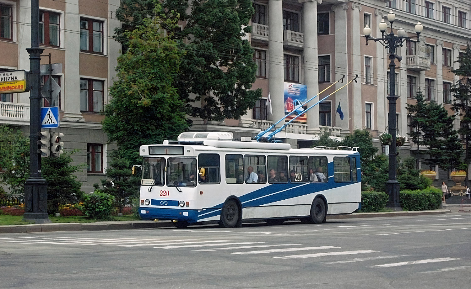 Хабаровск, БТЗ-5276-04 № 220
