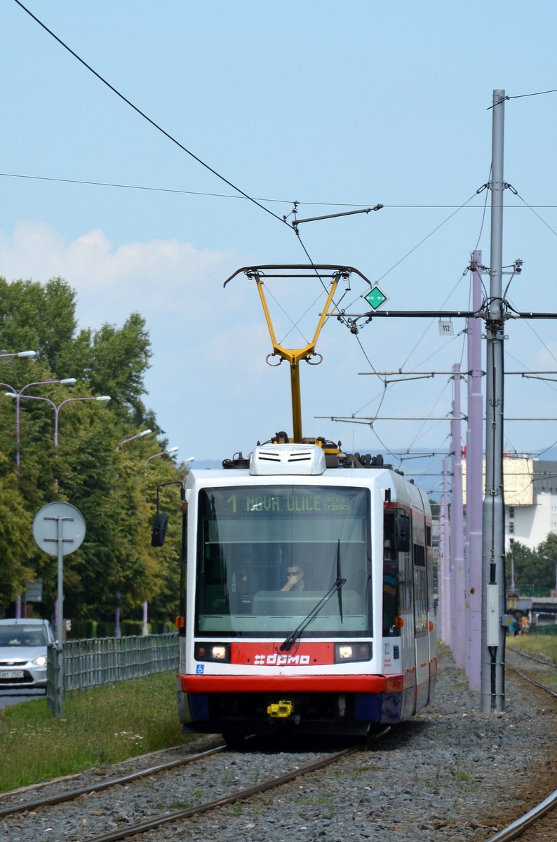 Оломоуц, Škoda 03T1 Astra № 202