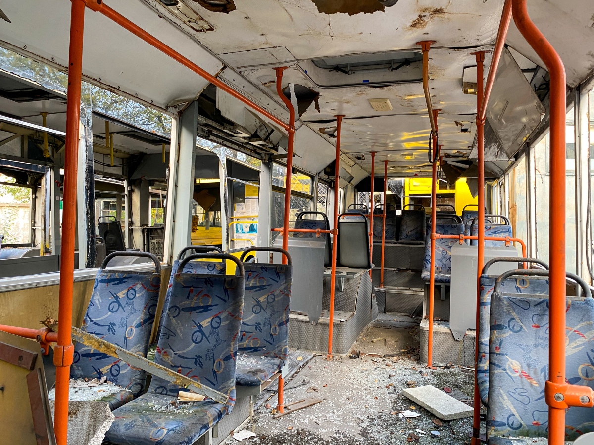 Киев, ЮМЗ E186 № 4802